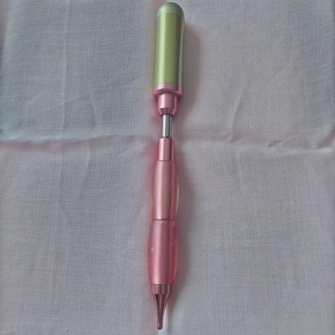 ★みねページです【美品】FTWフィオーラ（美顔ローラー・ピンク）、説明書付