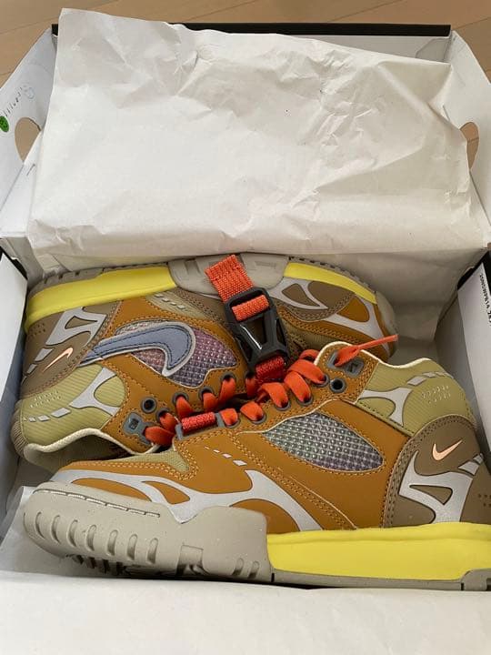 売りつくし★値下げ★新品★NIKE エアトレーナー1SP