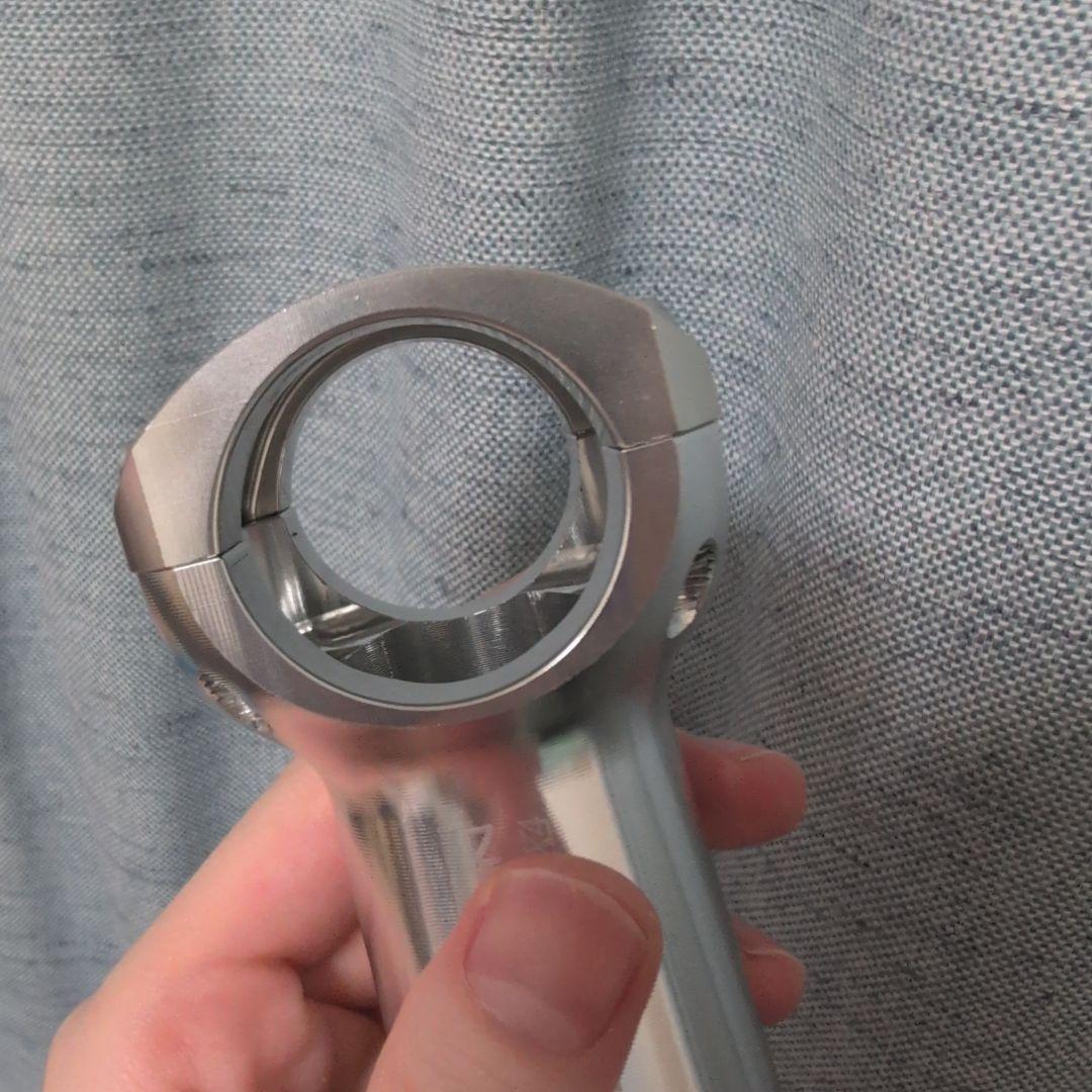 Thomson Elite X4 ステム