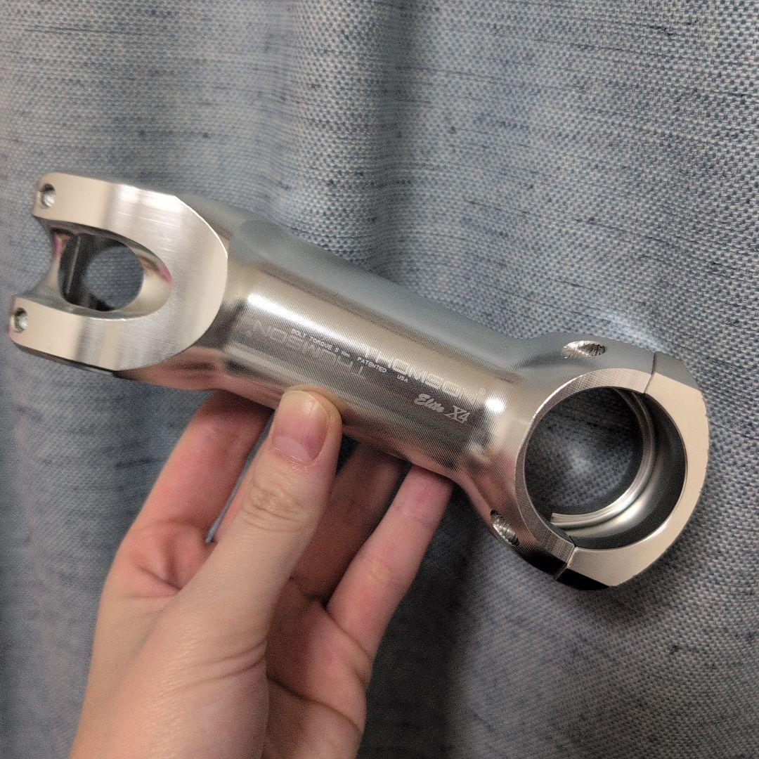 Thomson Elite X4 ステム