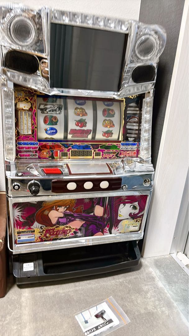 Fujiko100億＄の女神　スロット実機