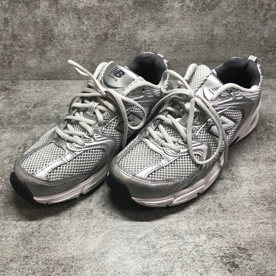 美品　New Balance MR530LG 【24.5】スニーカー　シルバー