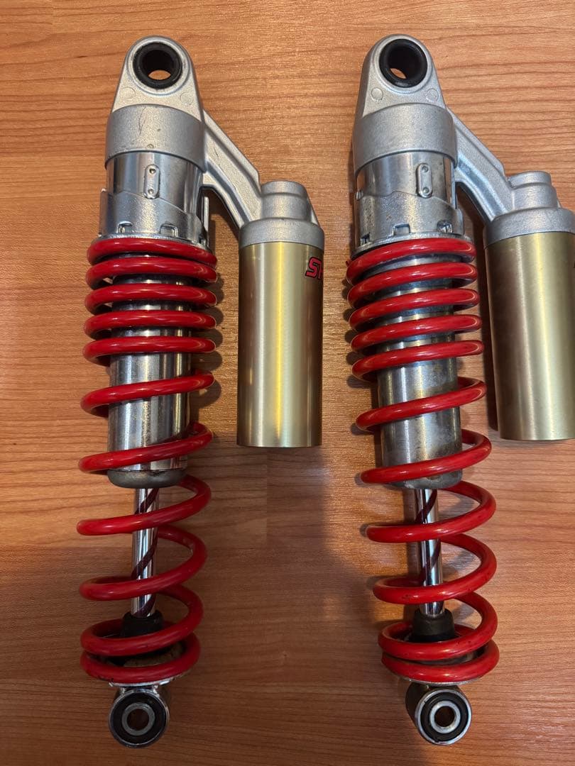 cb400sf ショウワ SHOWA サスペンション リアサスペンション