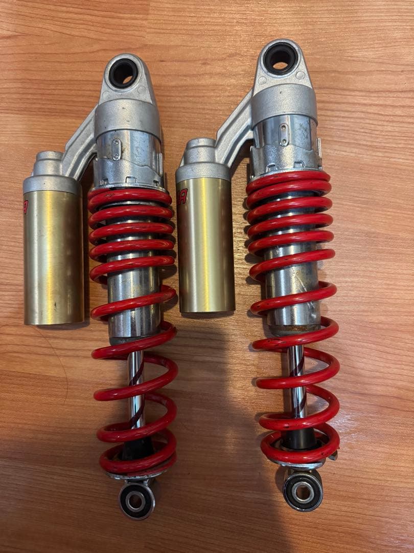 cb400sf ショウワ SHOWA サスペンション リアサスペンション