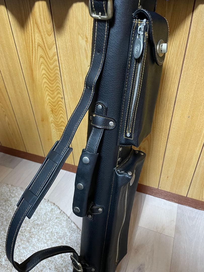 【中古品】ビリヤード キューケース (2B4S) レザー製