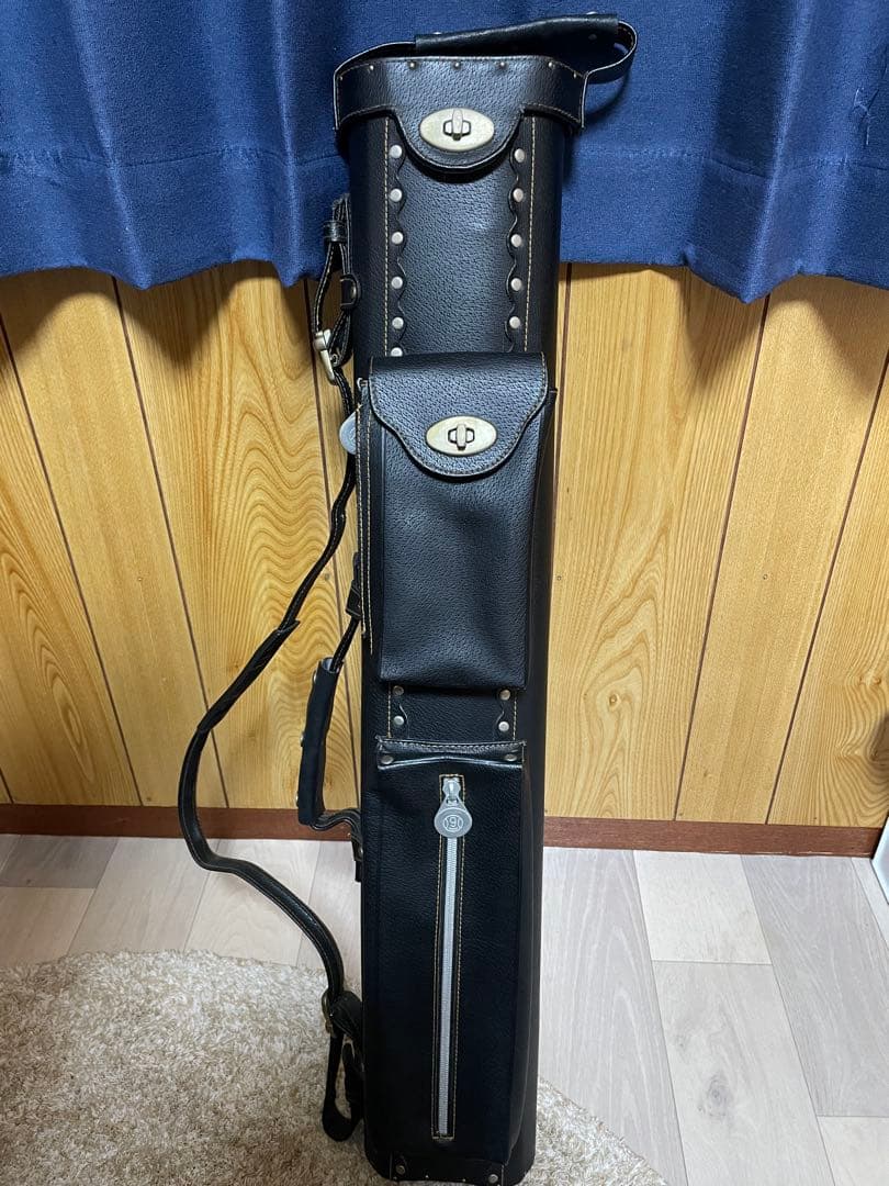 【中古品】ビリヤード キューケース (2B4S) レザー製