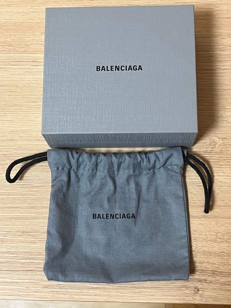 BALENCIAGA ブラック三つ折り財布