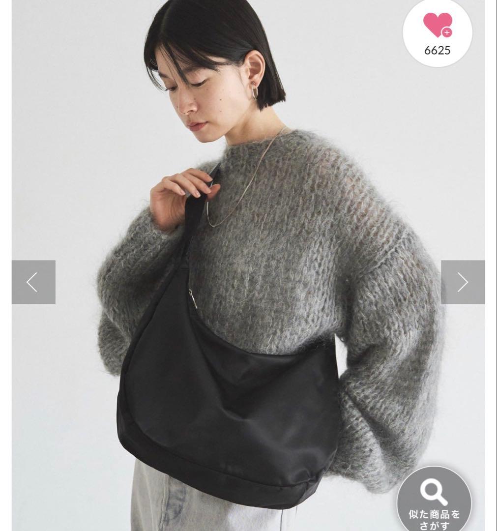 パ*コ様 ナイロンラウンドビッグショルダーバッグ