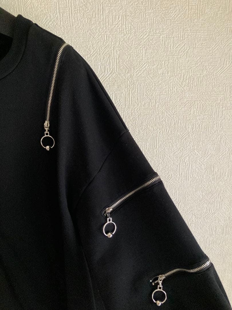 新品未使用メルトザレディジッパー付きオーバーサイズスウェット ブラックF冬限定