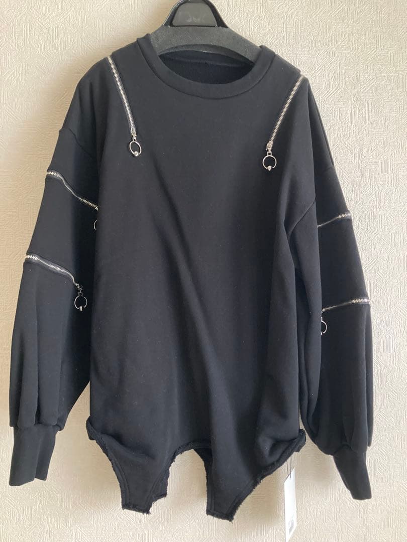 新品未使用メルトザレディジッパー付きオーバーサイズスウェット ブラックF冬限定