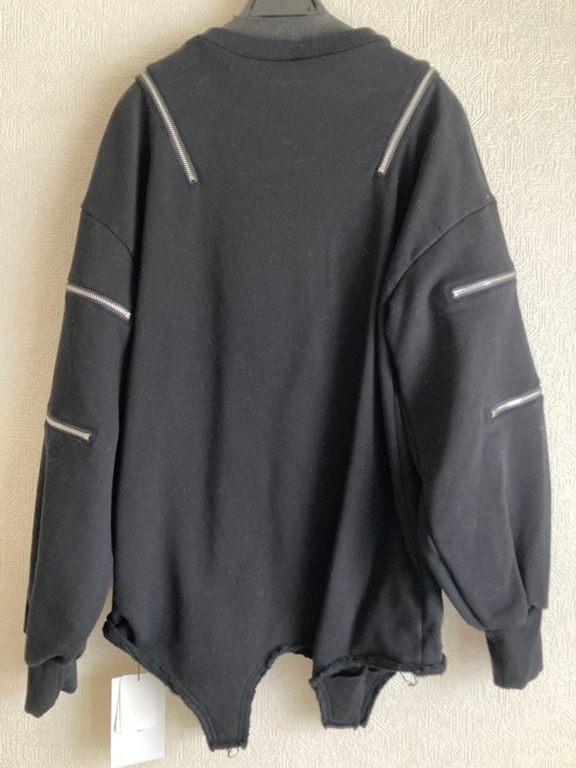 新品未使用メルトザレディジッパー付きオーバーサイズスウェット ブラックF冬限定