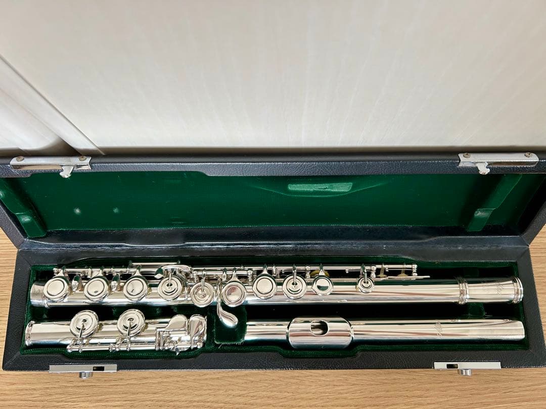 正規品　Altus アルタス　フルートA907 メンテナンス済み　付属品付き