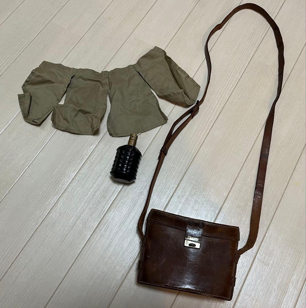 旧日本陸海軍　徽章類・双眼鏡・双眼鏡ケース等軍装品セット　値下げ申請受け付けます