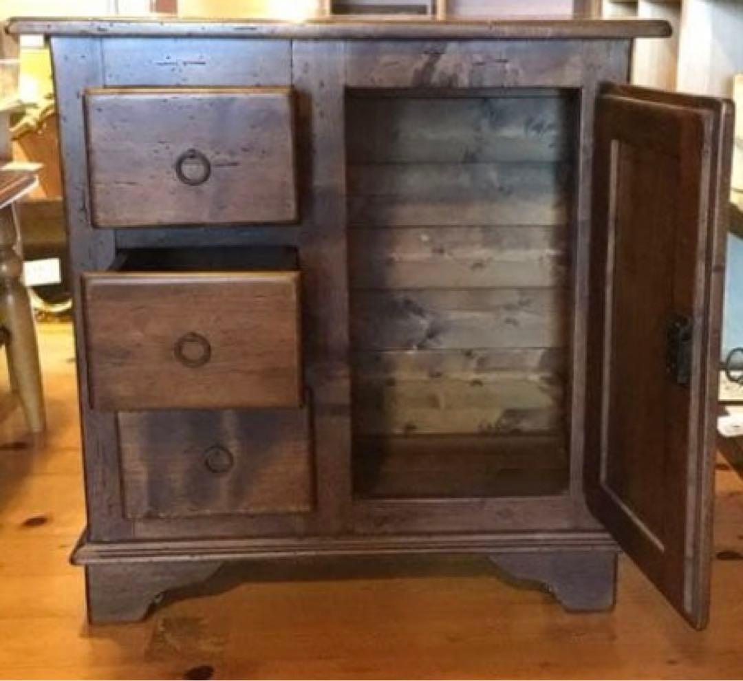 マコ⭐︎イタリア製家具　MAGGI MASSIMO