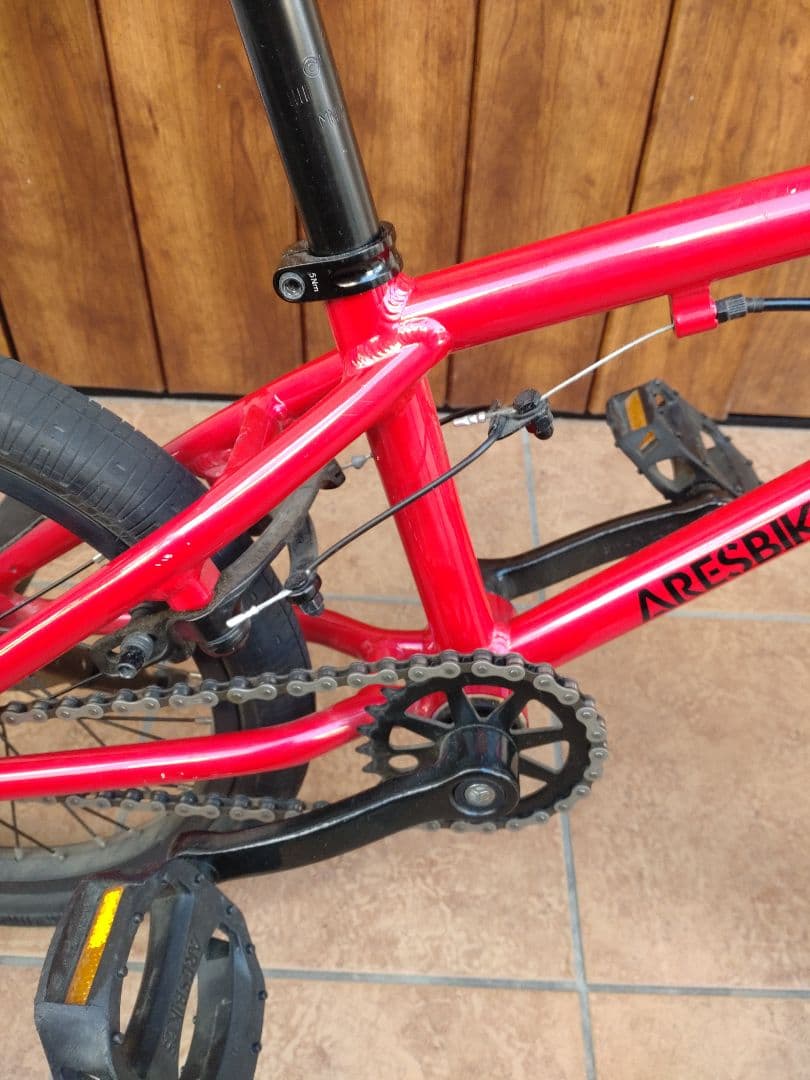 STN ARESAVES BMXバイク レッド　16インチ