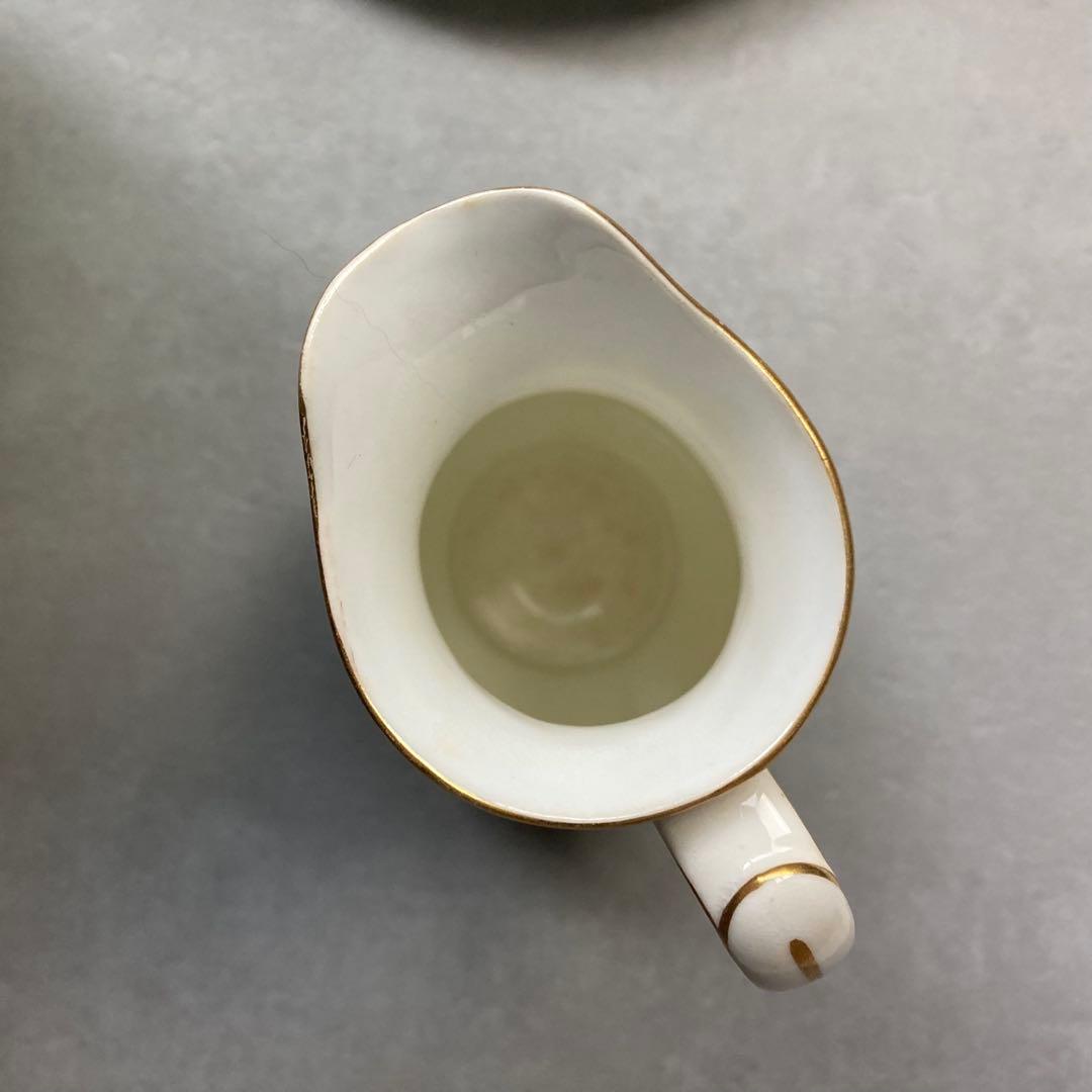 ロイヤルウースター 緑色の陶磁器セット ボウル・プレート・ピッチャー 3点