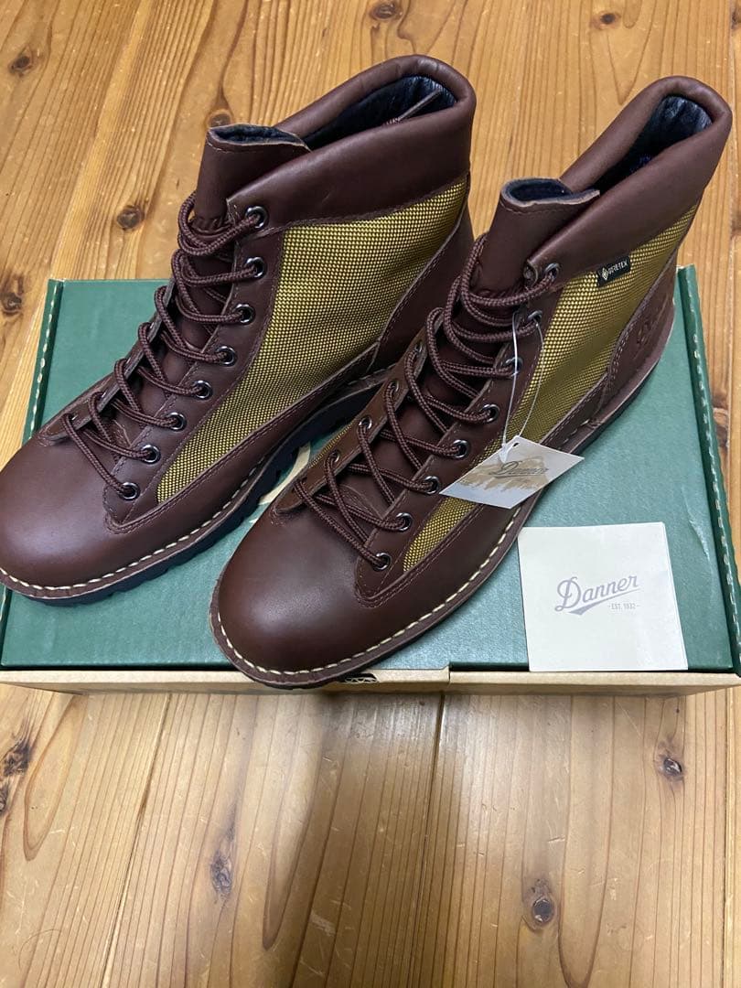 新品・未使用 DANNER FIELDダナーフィールド ブラウン 26.0㎝