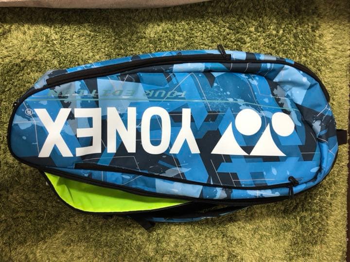 YONEX ラケットバッグ ツアーエデェション6本用