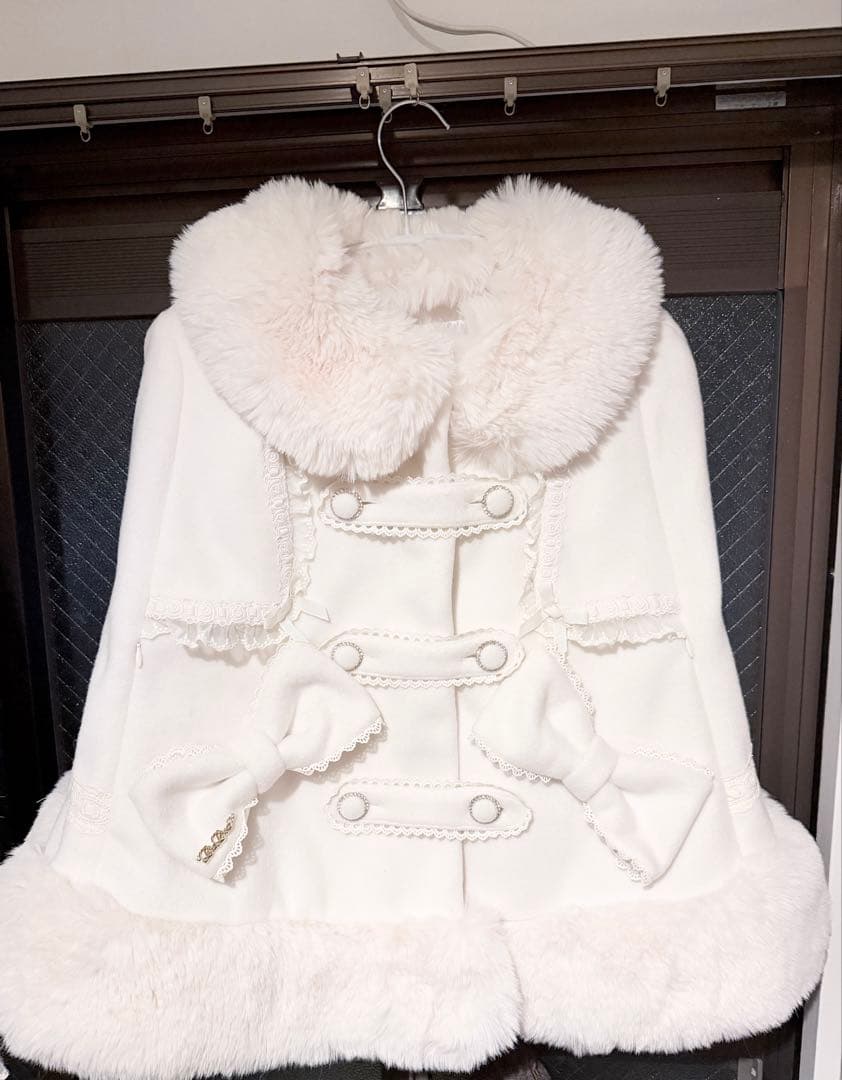 LIZ LISA シャギーツインリボンポンチョ ホワイト 未使用 完売品 美品