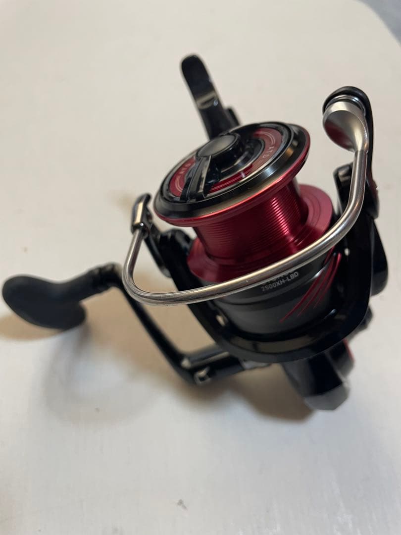 前*利様 美品　ダイワ　23シグナス 2500H-LBD