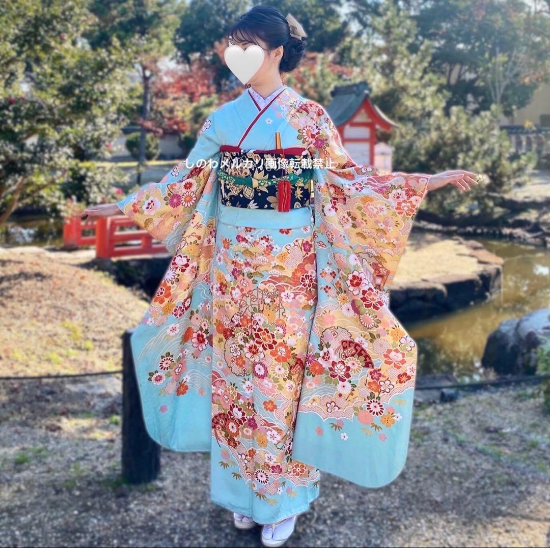 正絹　金駒刺繍銀通し貝桶に御所車模様振袖　水色　古典柄正統派がお好みの方に