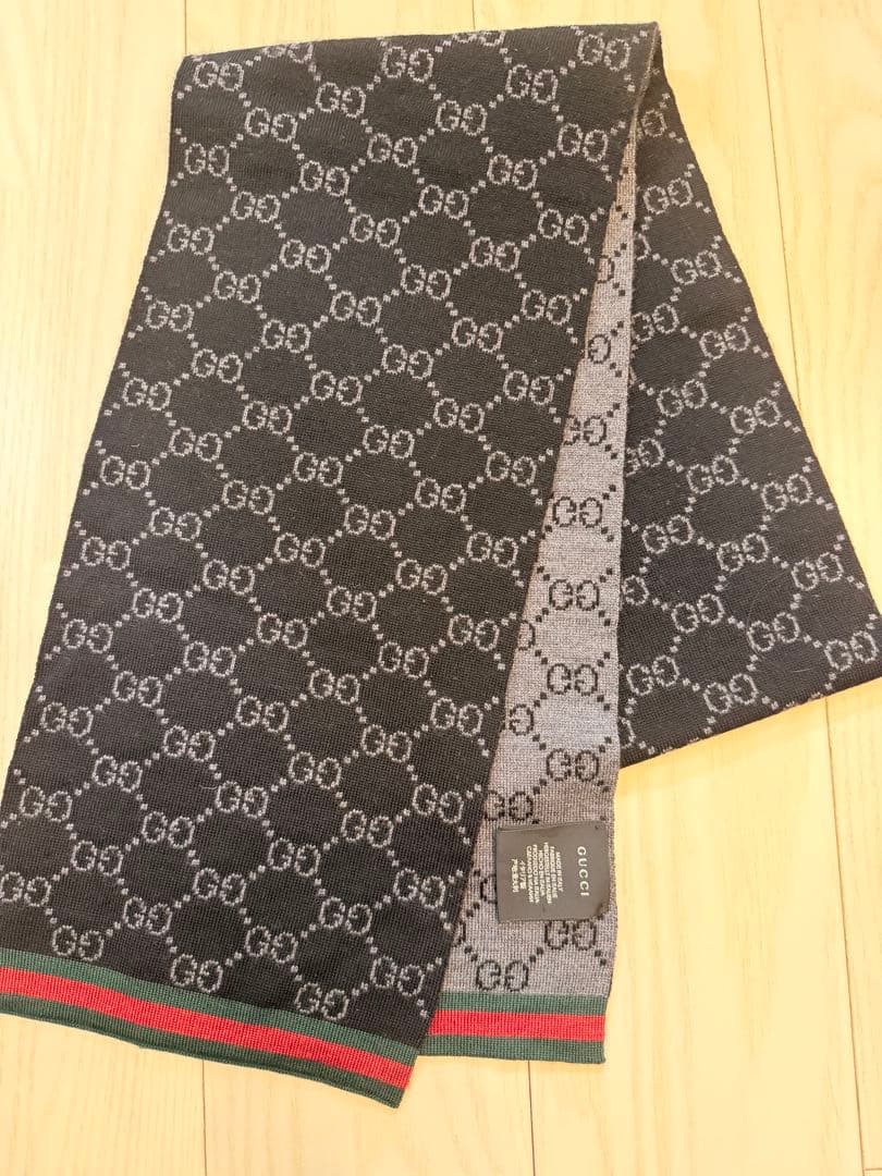 GUCCI GGロゴ ブラックマフラー