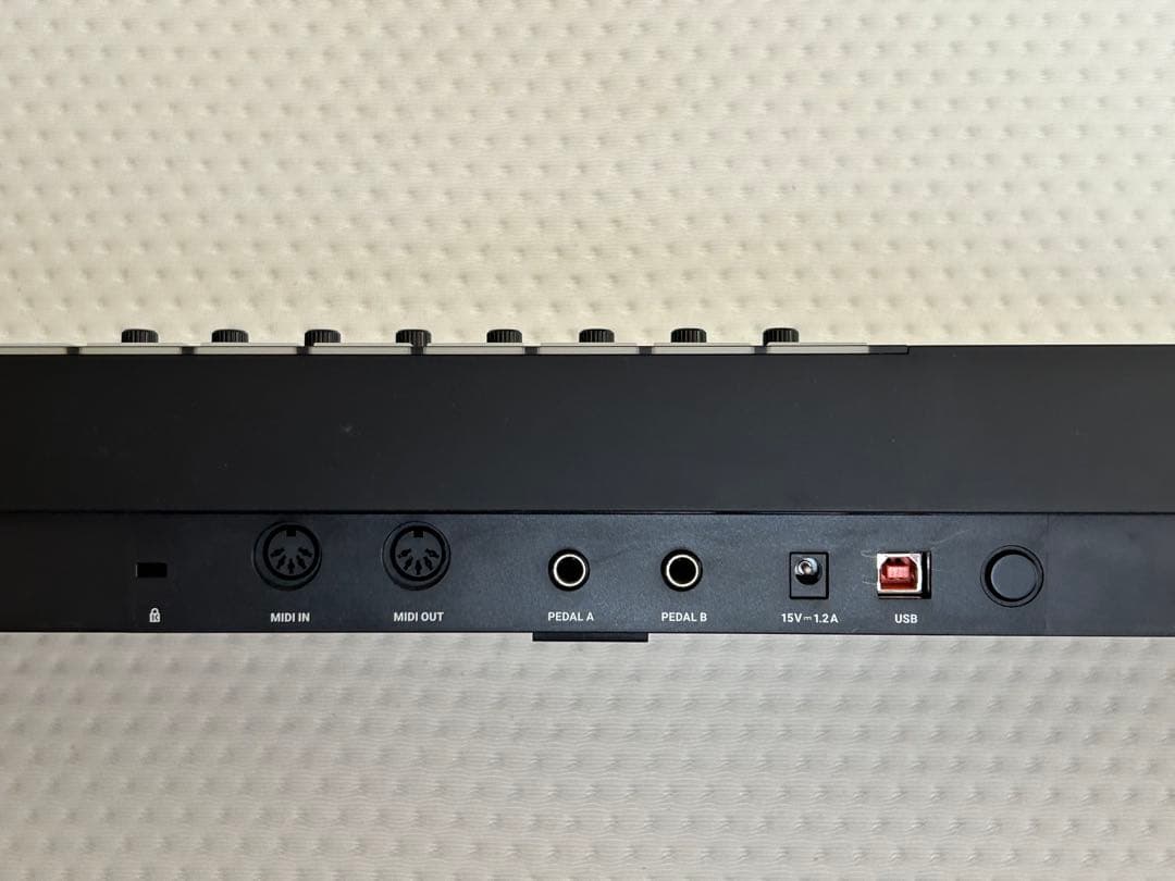 KOMPLETE KONTROL S61 mk2 MIDIキーボード