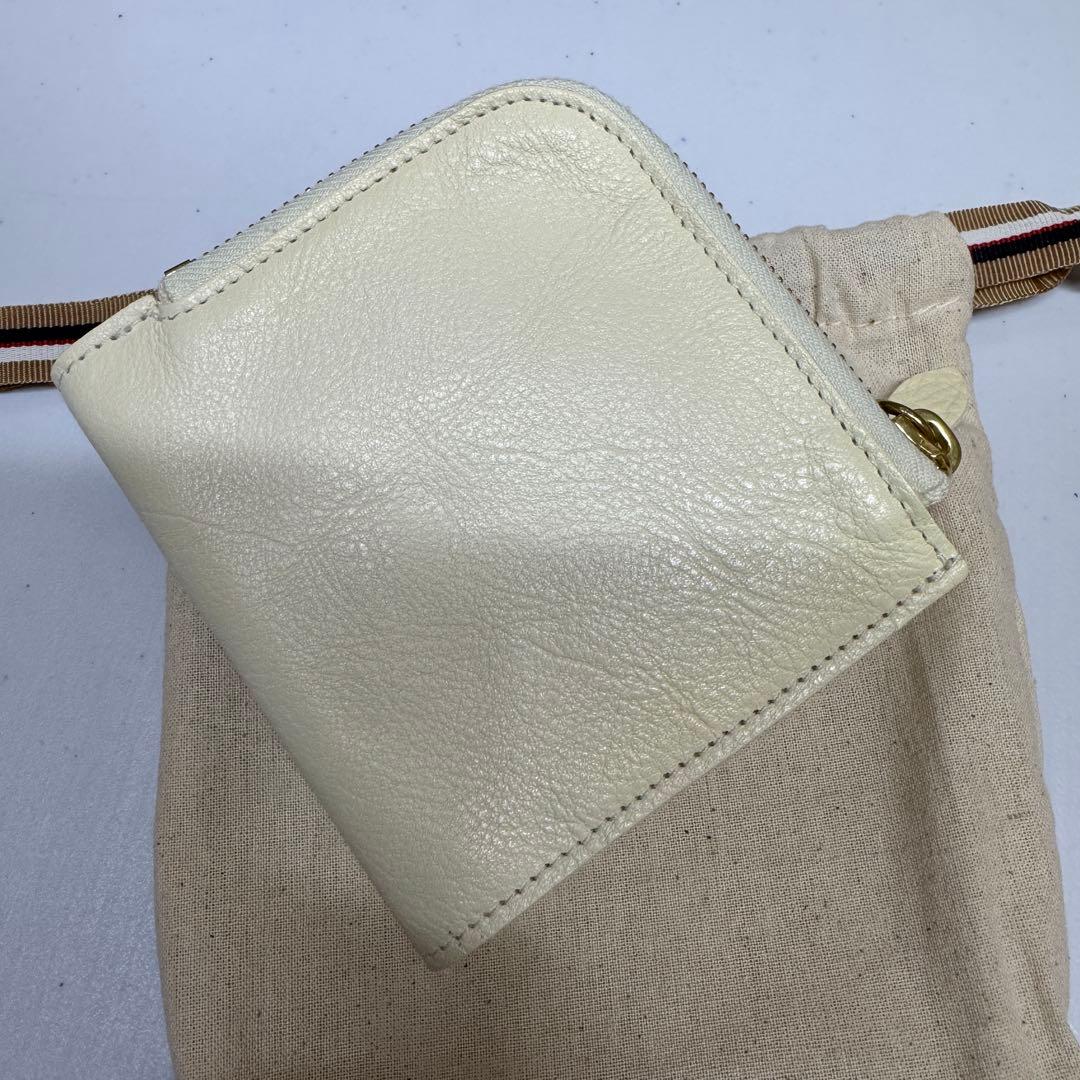 新品 イルビゾンテ 本革 ラウンド ウォレット 財布 L字 ホワイトミルク