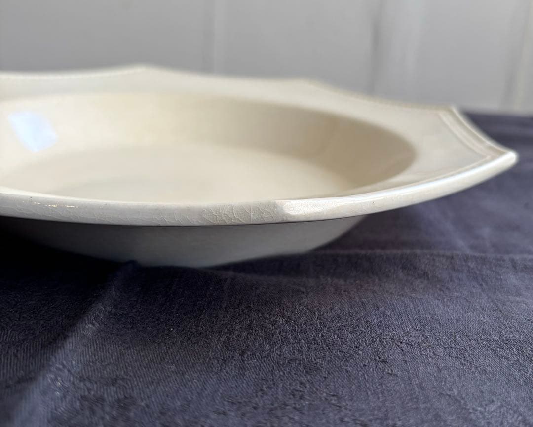 フランスアンティーククレイユモントロー　オクトゴナル　深皿