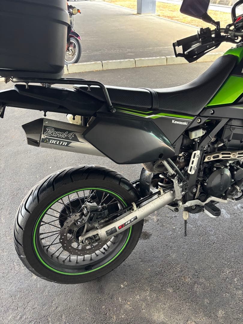 Kawasaki D-TrackerX デルタバレル4マフラー