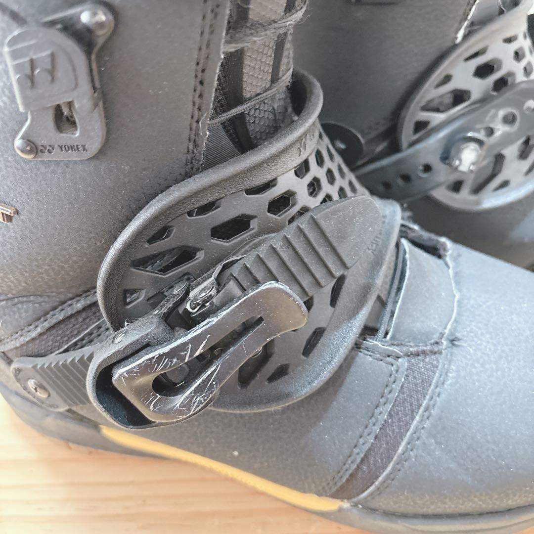 YONEX ヨネックス FLINT アキューブレード ステップインブーツ