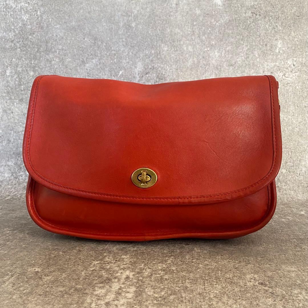 オールドコーチ　ターンロック　ショルダーバッグ　グラブタンレザー　レッド　赤