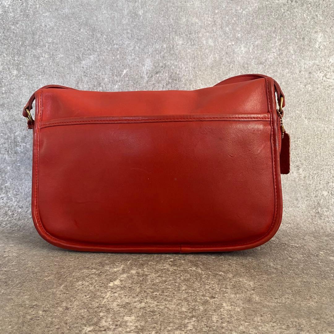 オールドコーチ　ターンロック　ショルダーバッグ　グラブタンレザー　レッド　赤