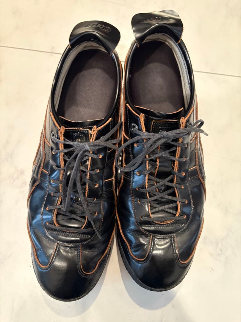 値下げ交渉します。オニツカTiger ブラックスニーカー 革靴