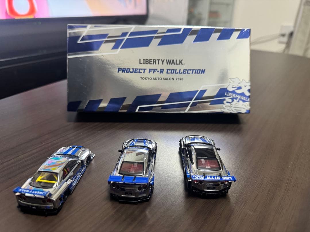 B*S様 MINI GT リバティウォーク 東京オートサロン2026 限定 3台