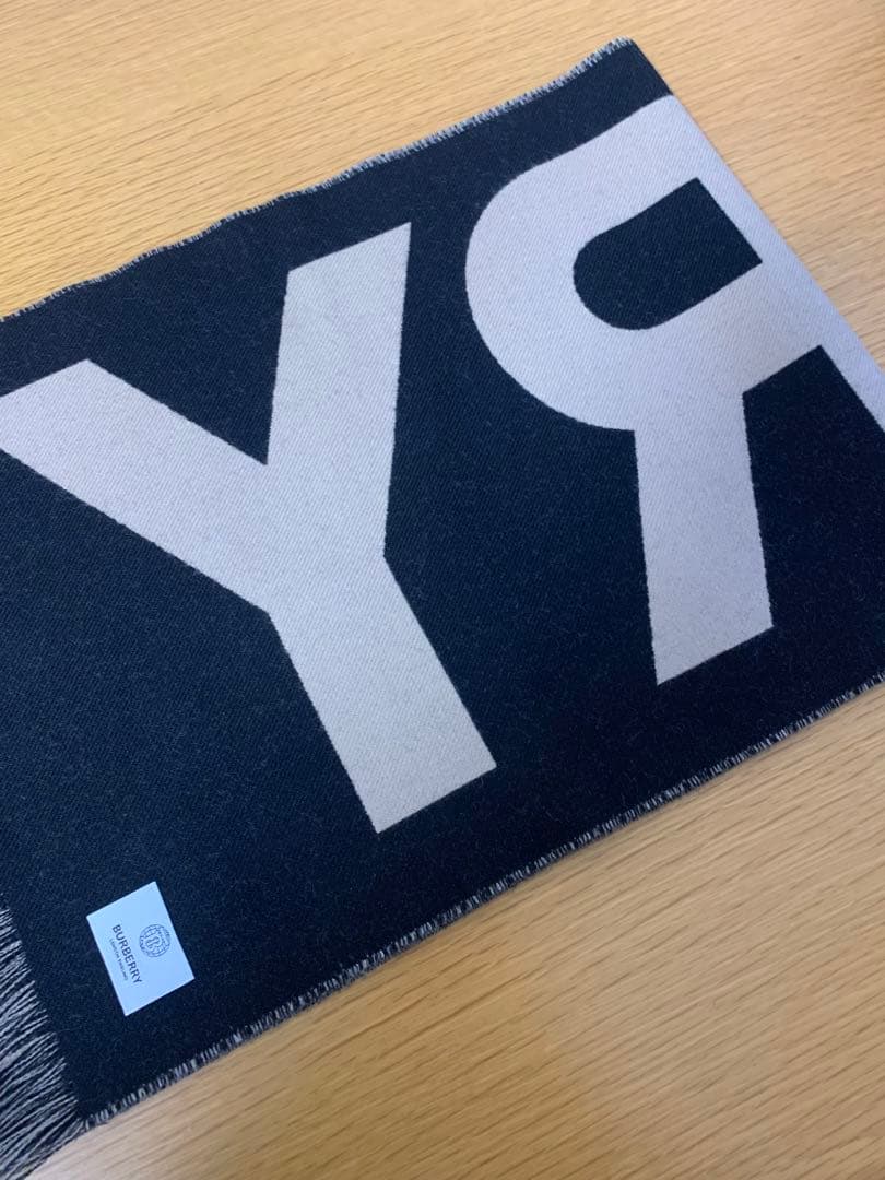 美品　Burberryマフラー　正規品　リバーシブル大判サイズ