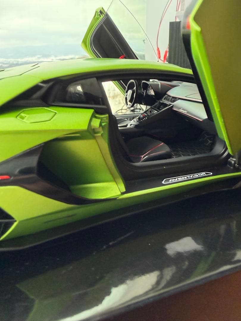 ミニカー Autoart Lamborghini Aventador SVJ 1/18