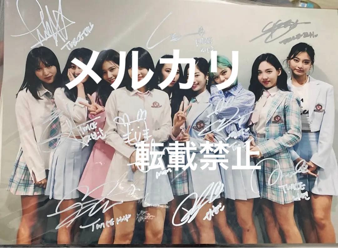 TWICE サイン　直筆　A4 写真