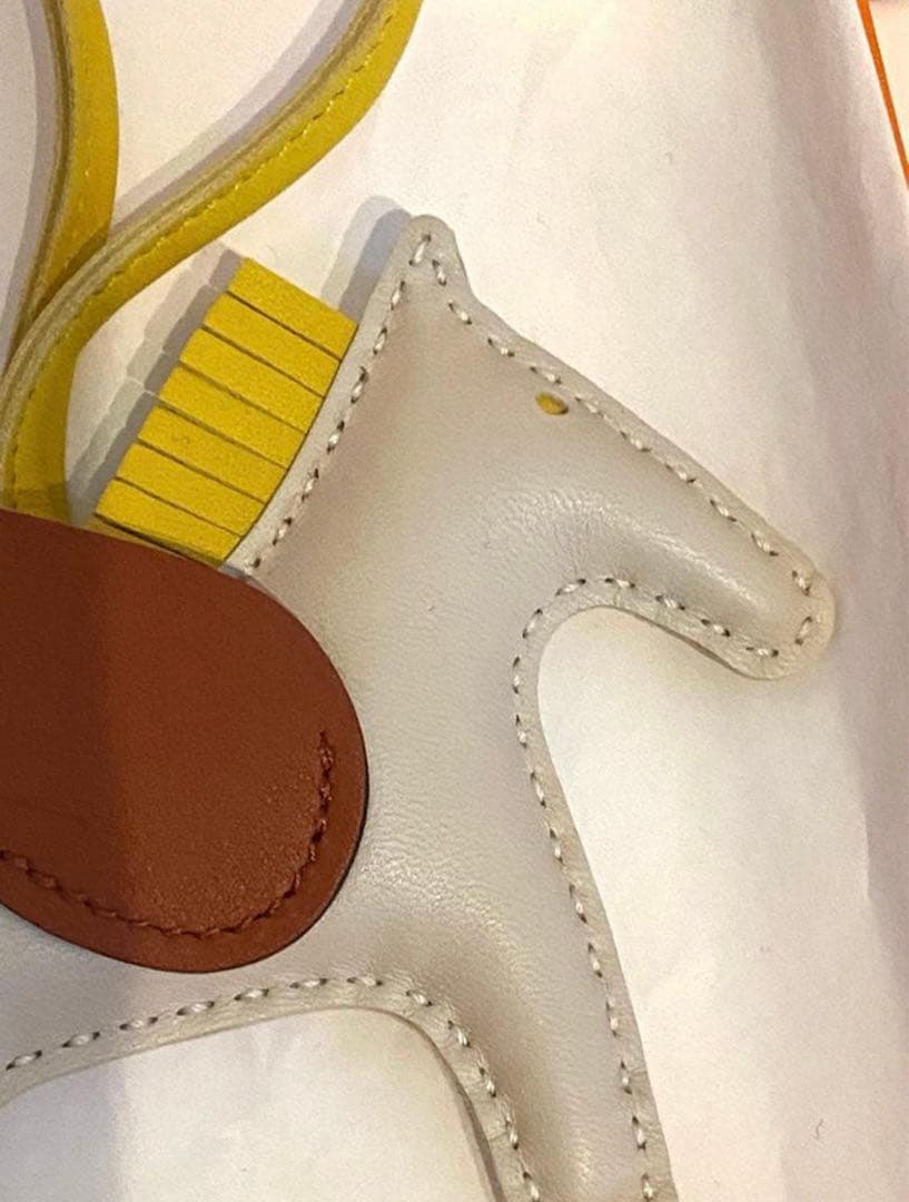 エルメスHERMESペガサスクレ×ジョーヌナプル×キュイーブルＢ刻印