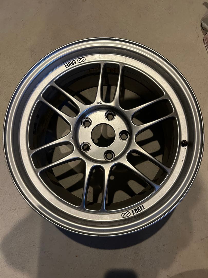 ENKEI RPF1 17インチホイール