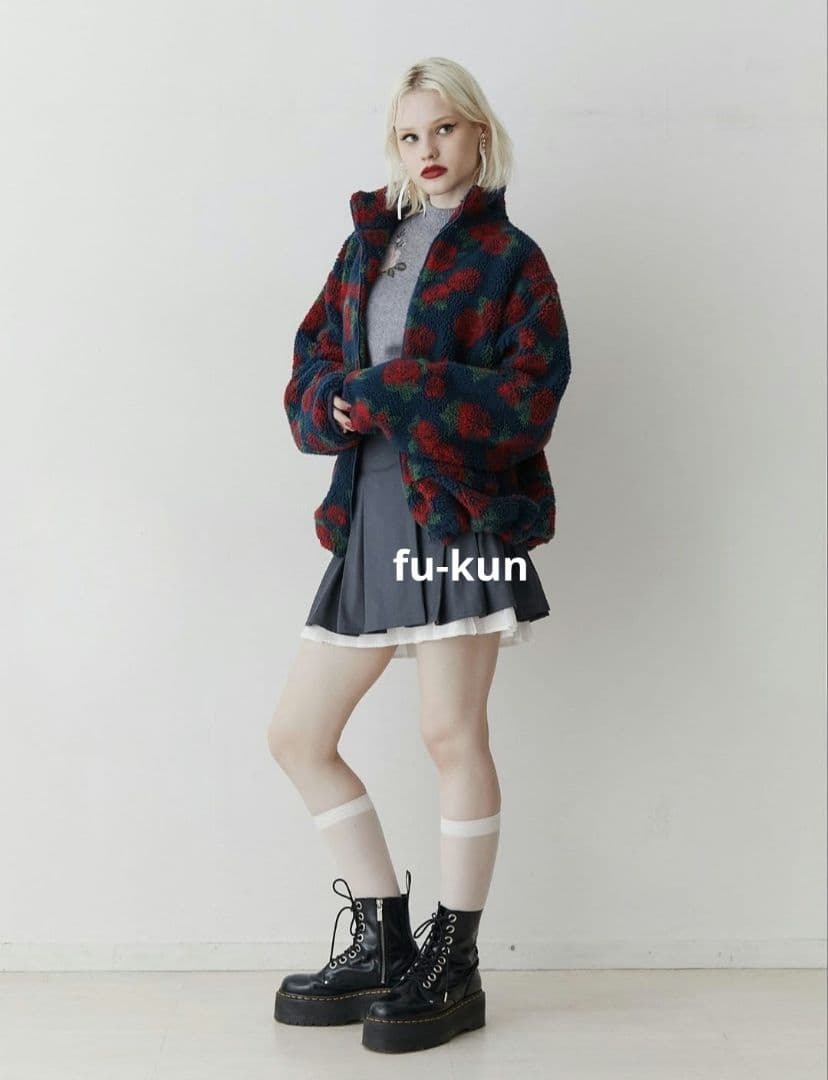 【新品・未開封】 jouetie ジュエティ パターンボアジャケット ネイビー