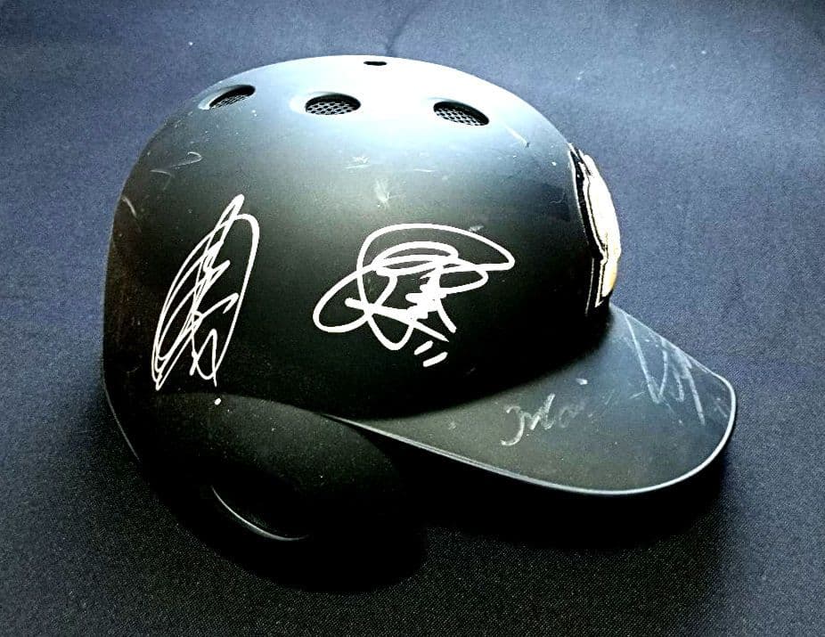 千葉ロッテ 実使用 直筆サイン入り ヘルメット NPB 支給品