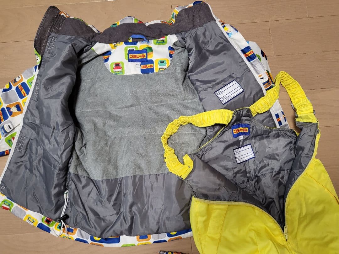 【taki19860412様】スノーウェア上下 フットカバー キッズ