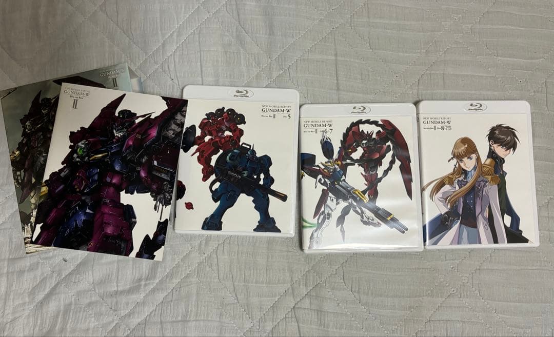 新機動戦記ガンダムW Blu-ray Box セット　限定生産BOX