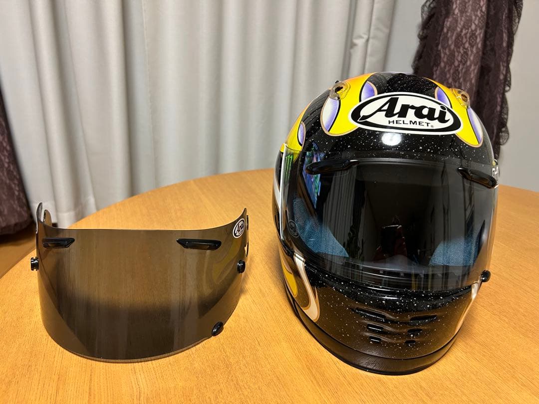 Arai フルフェイスヘルメット 芳賀　スモークシールド付き　アライ