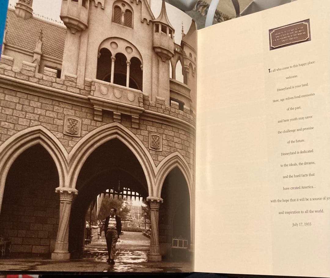 英国版ディズニーランド　ビジュアルブック