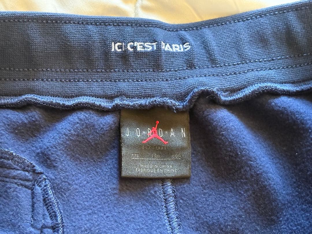 【希少品】Nike ナイロンパーカー、裏起毛スエットパンツ　パリサンジェルマン