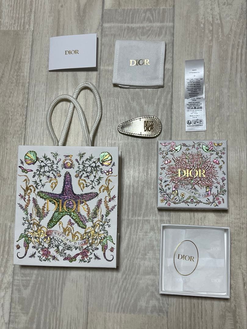 Dior ディオール ヘアピン　ゴールド