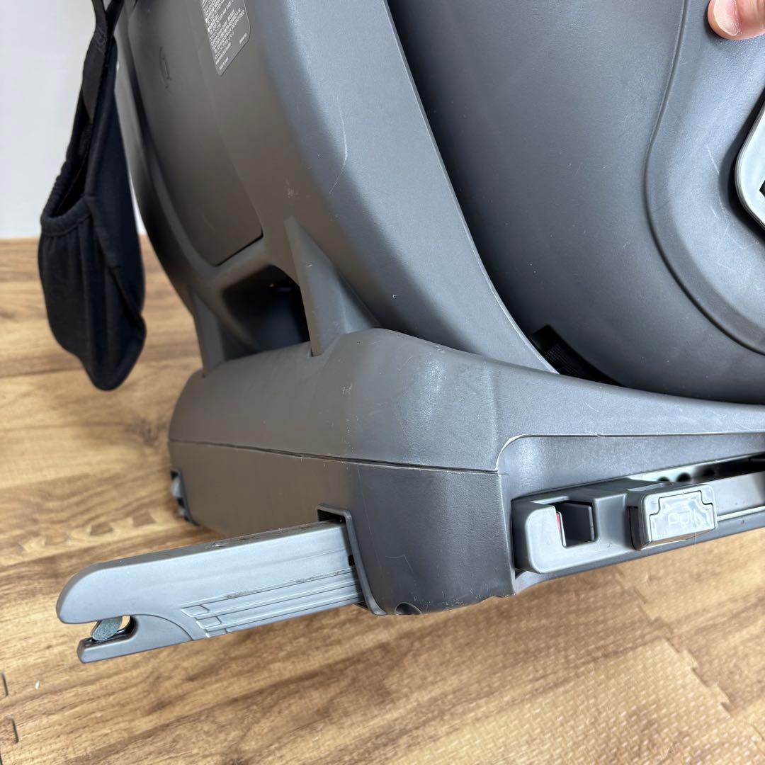 【美品】Combi セイブトレック ISOFIX エッグショック ネイビー