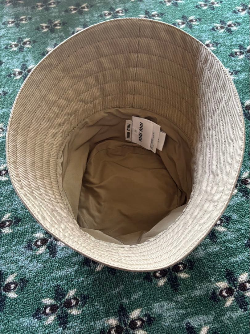 miu miu ベージュ バケットハット 収納袋付き